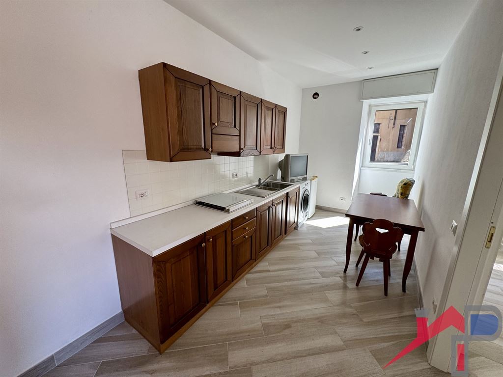 Olgiate ampio bilocale ristrutturato