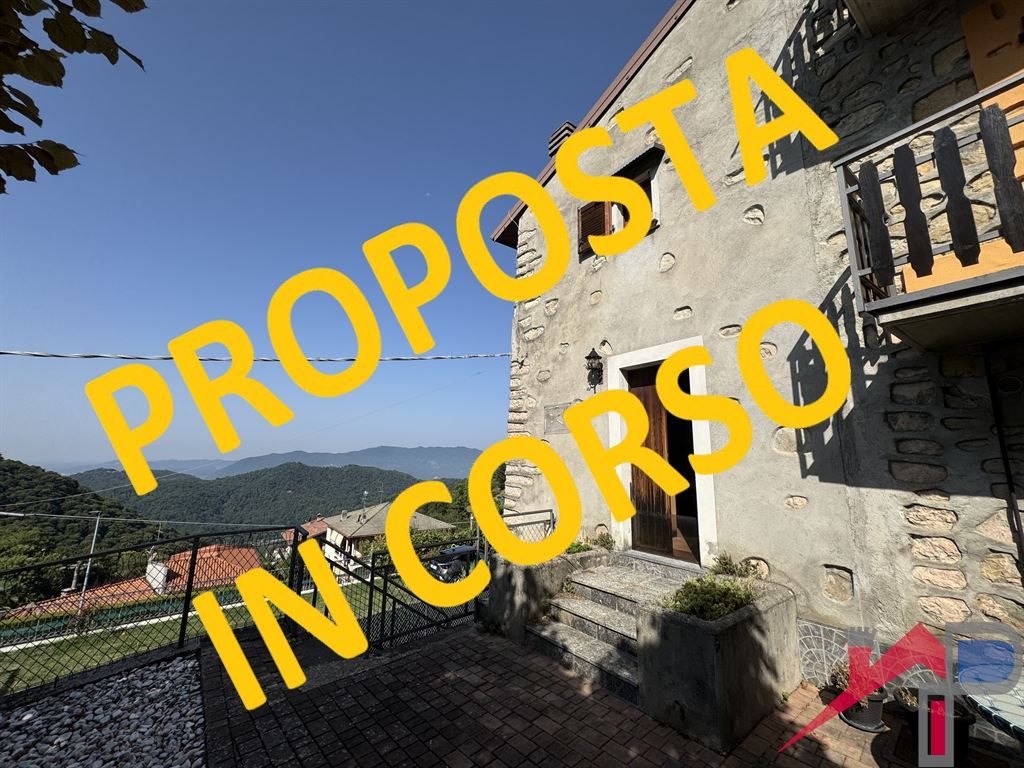 Casa semi indipendente su Tre Livelli con Vista Panoramica a Torre de' Busi